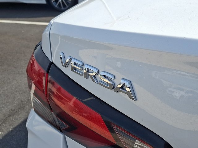 Used 2023 Nissan Versa SV image 30