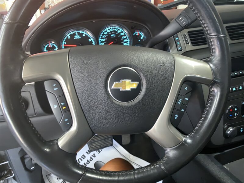 Used 2012 Chevrolet Silverado 1500 LTZ AWD/4WD image 30
