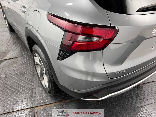 Used 2025 Chevrolet Trax LT image 13
