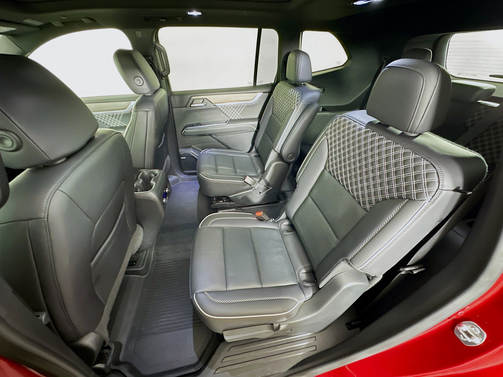 Used 2024 GMC Acadia Denali w/ Super Cruise Package AWD/4WD image 29