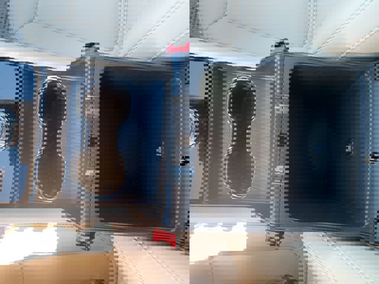 Used 2024 Jeep Grand Cherokee Limited w/ Trailer Tow Package image 21