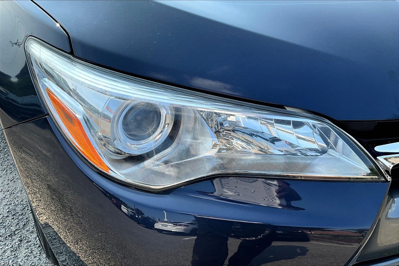 Used 2015 Toyota Camry XLE w/ Moonroof Package FWD image 31