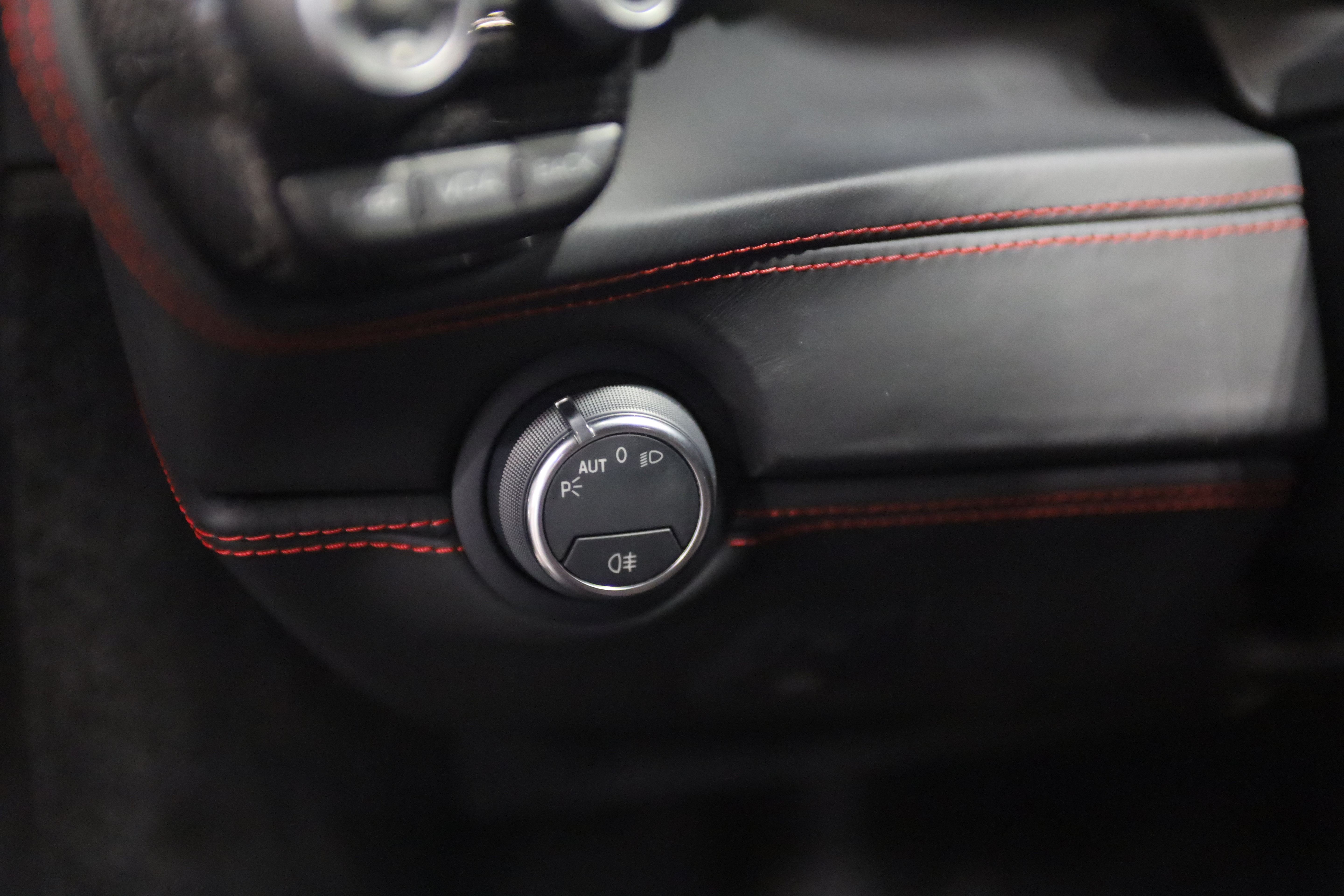 Used 2016 Ferrari 488 GTB RWD image 20