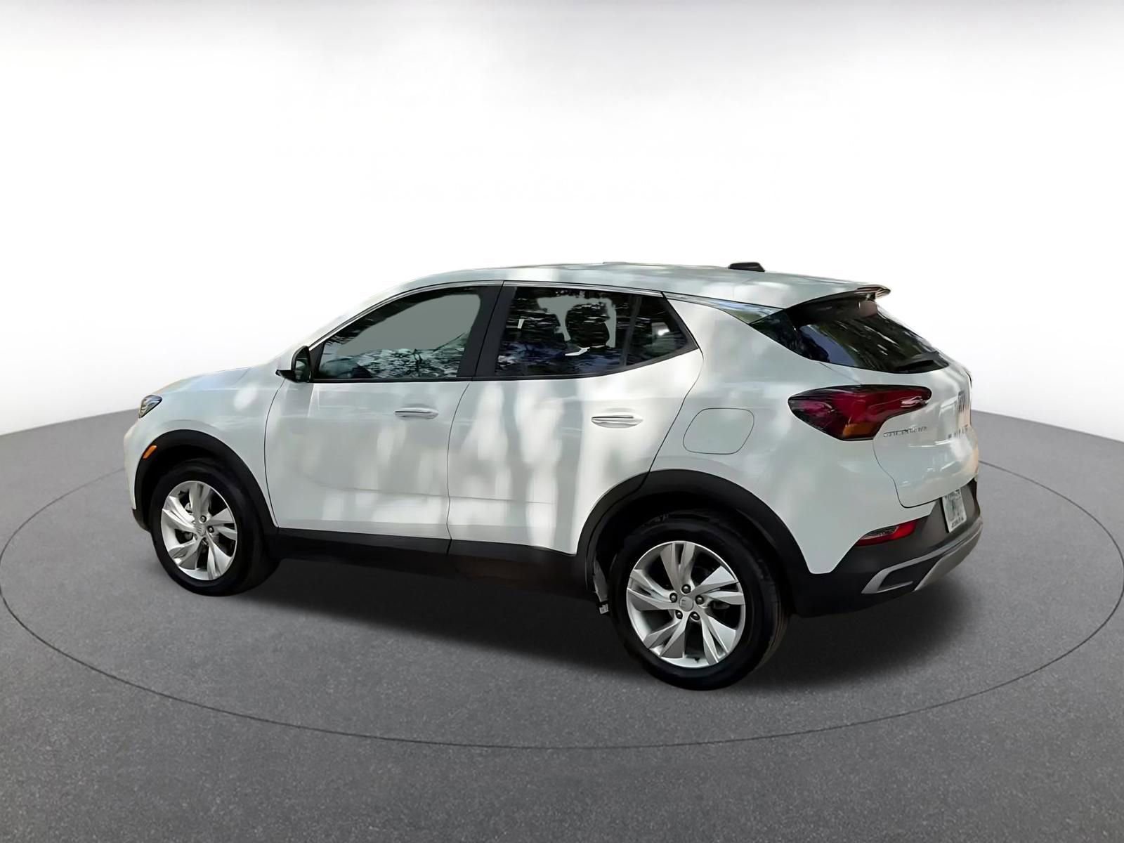 Used 2025 Buick Encore GX Preferred image 10