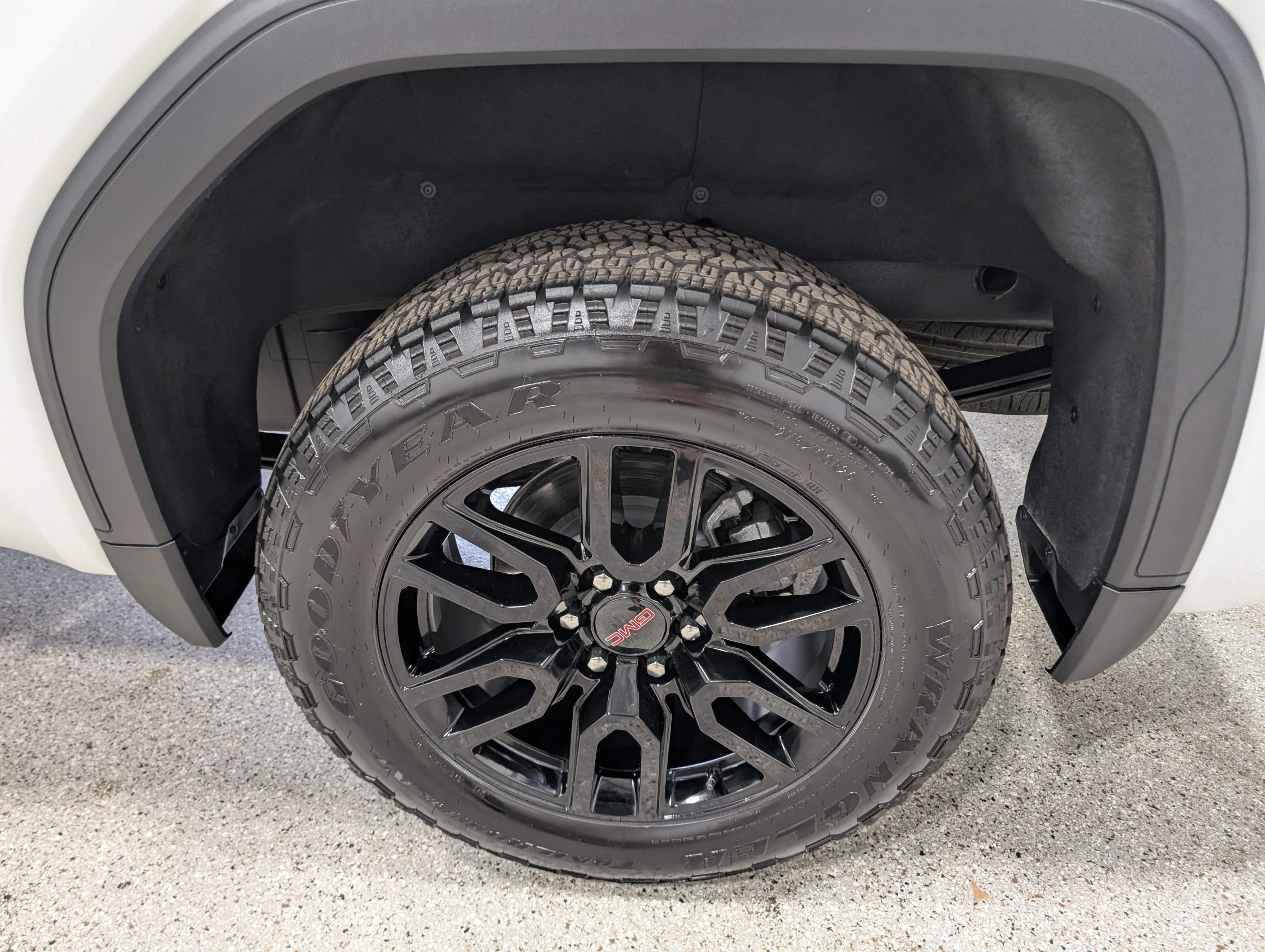 Used 2026 GMC Sierra 1500 Elevation AWD/4WD image 12