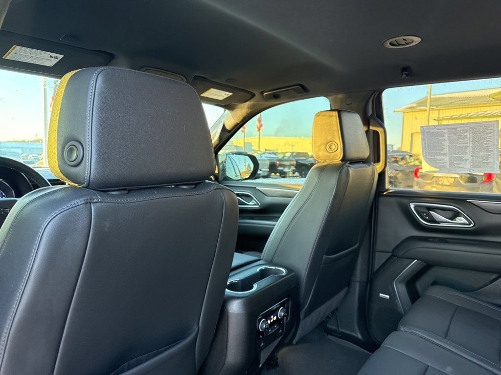 Used 2024 Chevrolet Tahoe Z71 w/ Luxury Package AWD/4WD image 33
