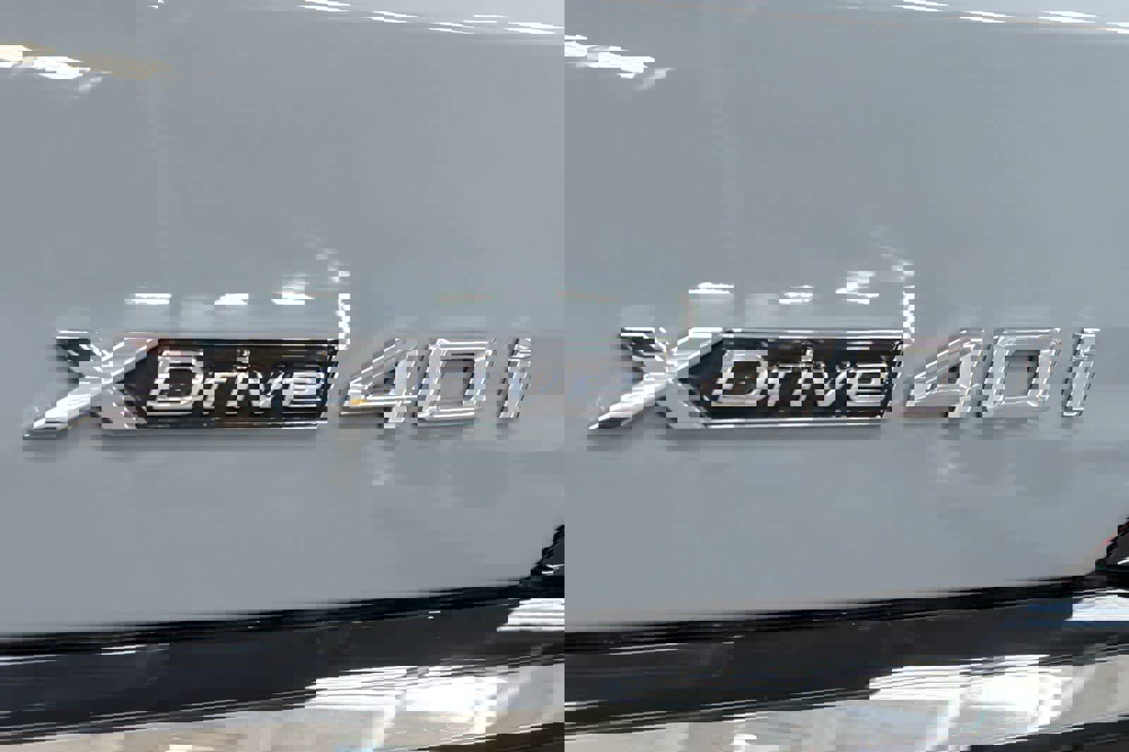 Certified 2024 BMW X7 xDrive40i w/ M Sport Package image 28