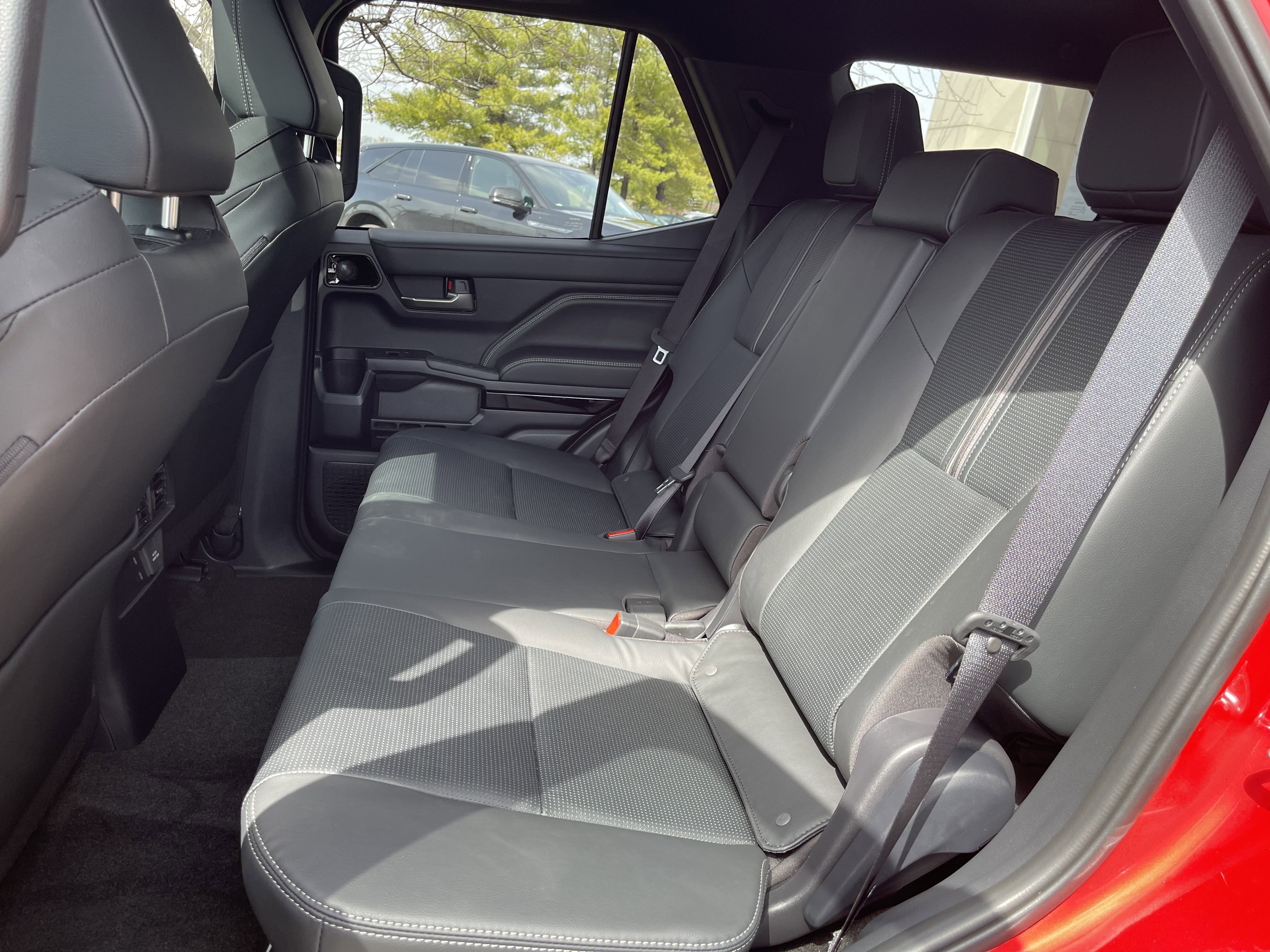 Used 2026 Toyota 4Runner Limited image 22