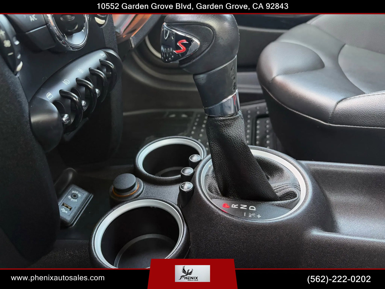 Used 2013 MINI Cooper S image 25