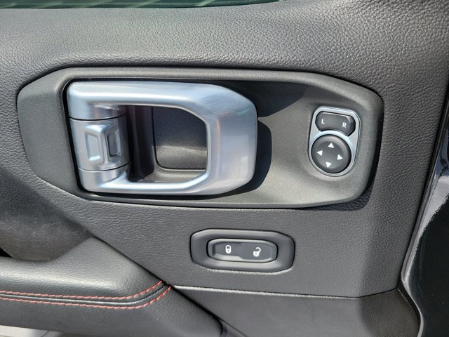 Used 2022 Jeep Gladiator Rubicon w/ Cold Weather Group AWD/4WD image 33