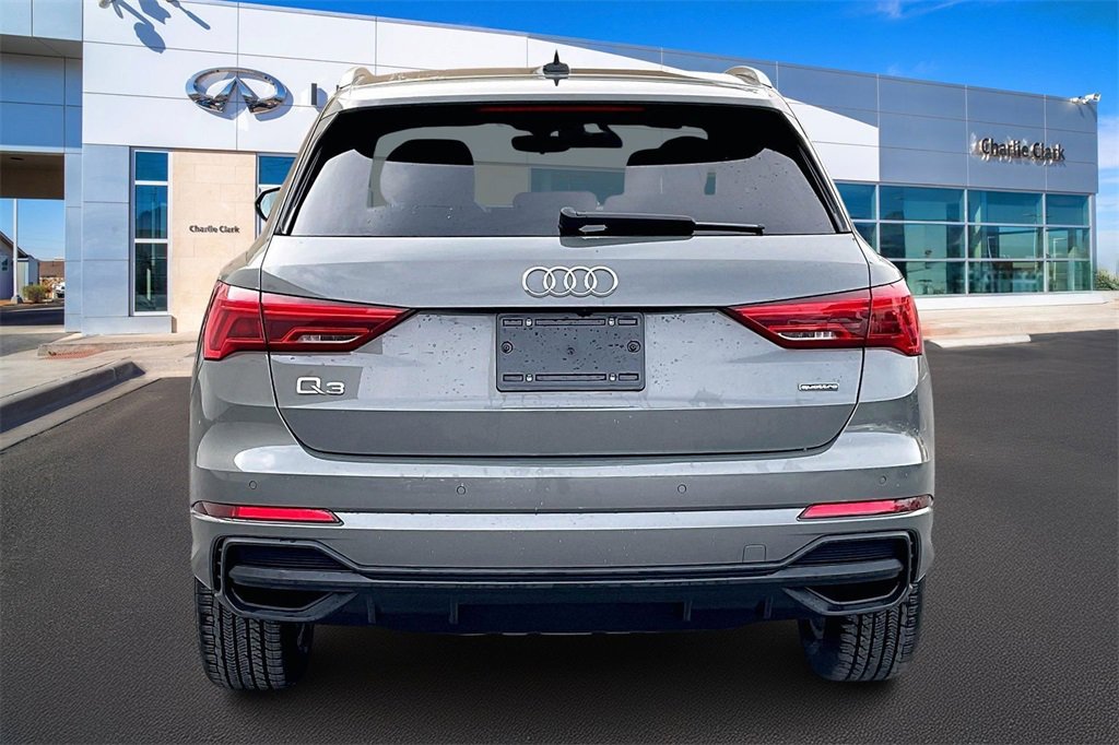 Used 2025 Audi Q3 2.0T Premium image 4