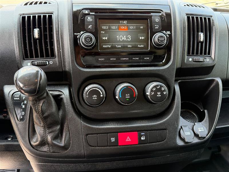 Used 2017 RAM ProMaster 2500 w/ Interior Convenience Group FWD image 31