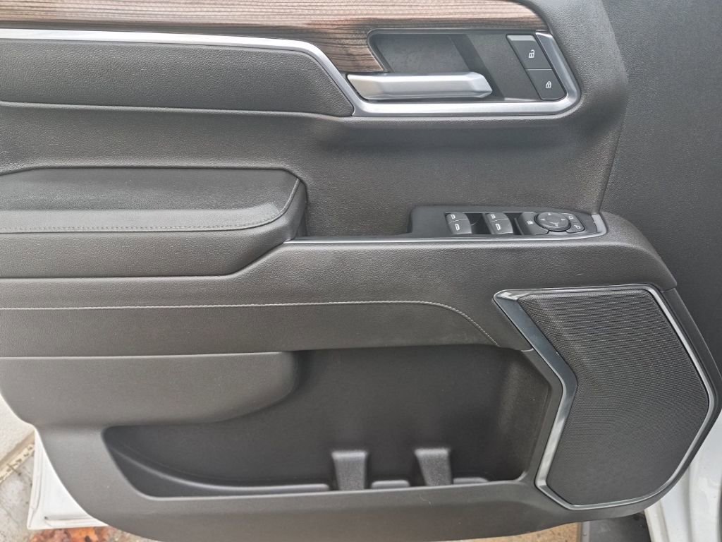 Used 2022 Chevrolet Silverado 1500 LT image 18