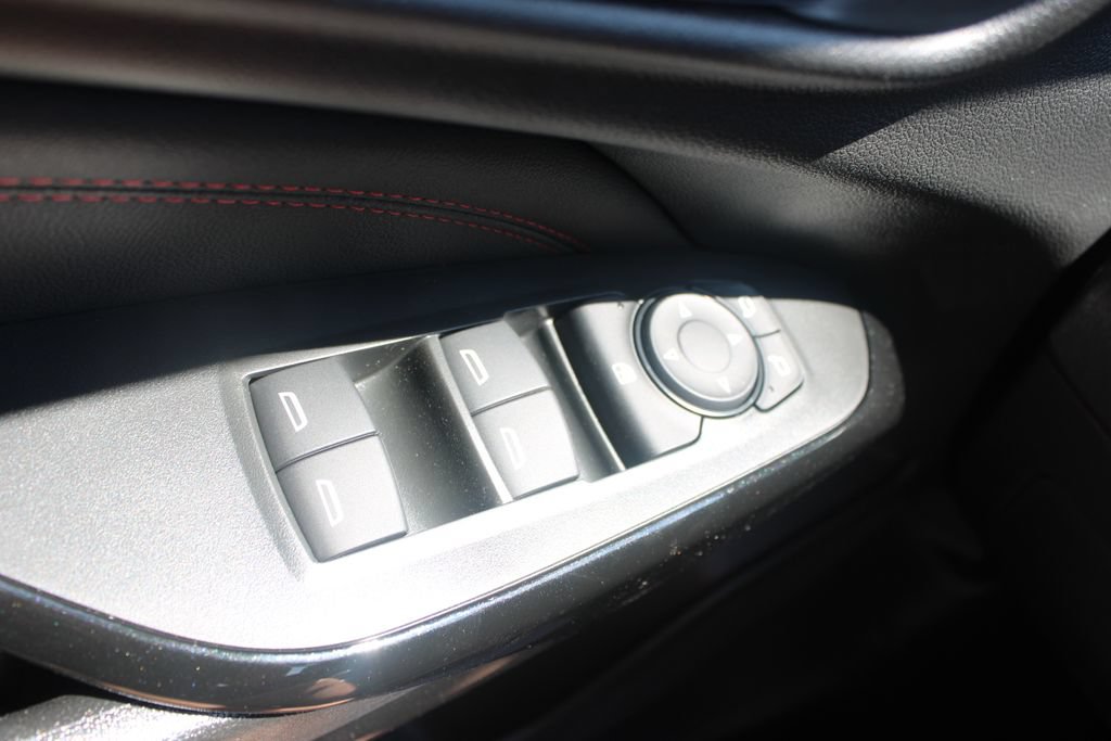 New 2026 Chevrolet Trax RS w/ Sunroof Package FWD image 43