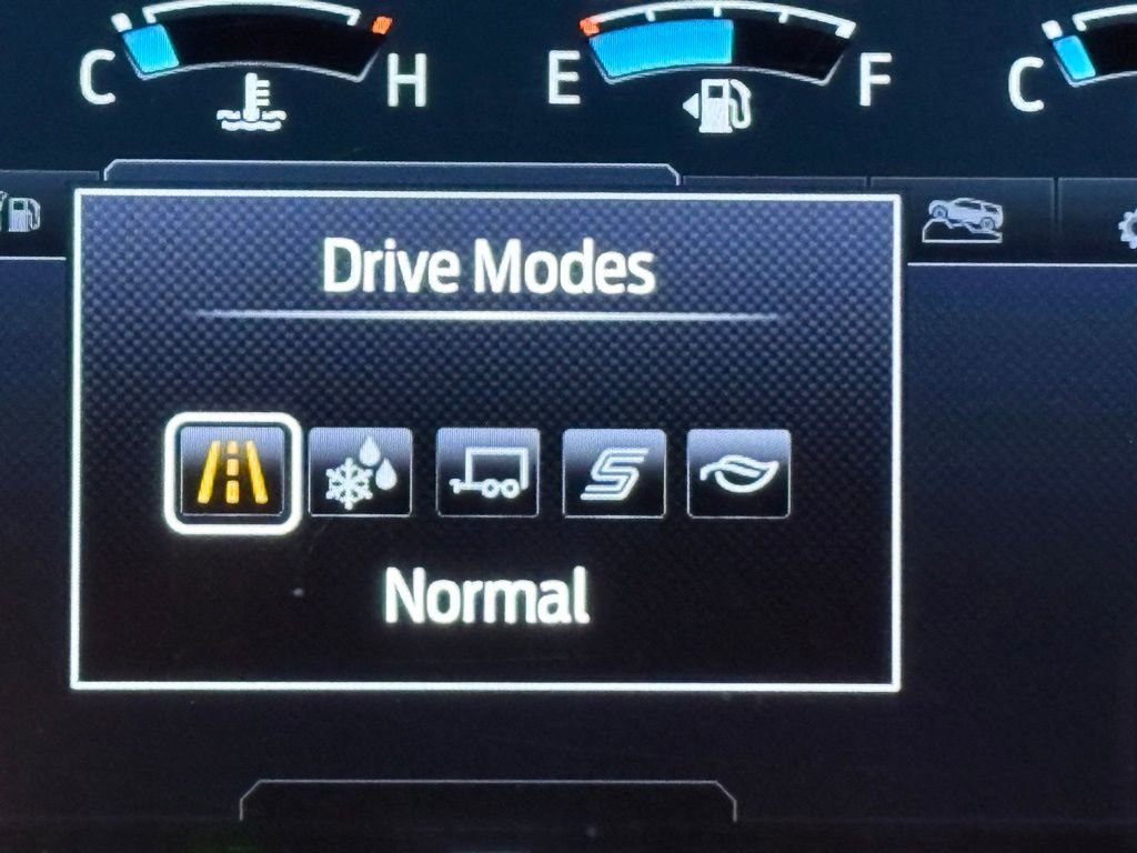 Used 2021 Ford Expedition Max XLT image 40