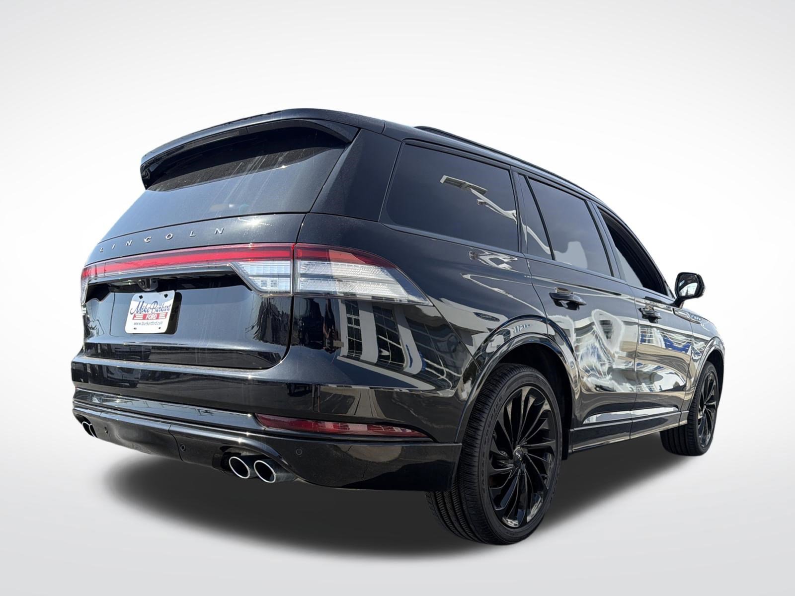 Used 2025 Lincoln Aviator Reserve w/ Jet Appearance Package image 18