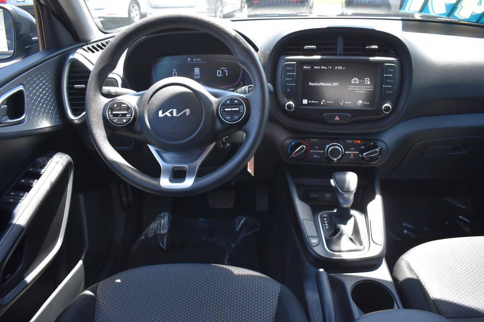 Used 2024 Kia Soul LX w/ Option Group 015 FWD image 18