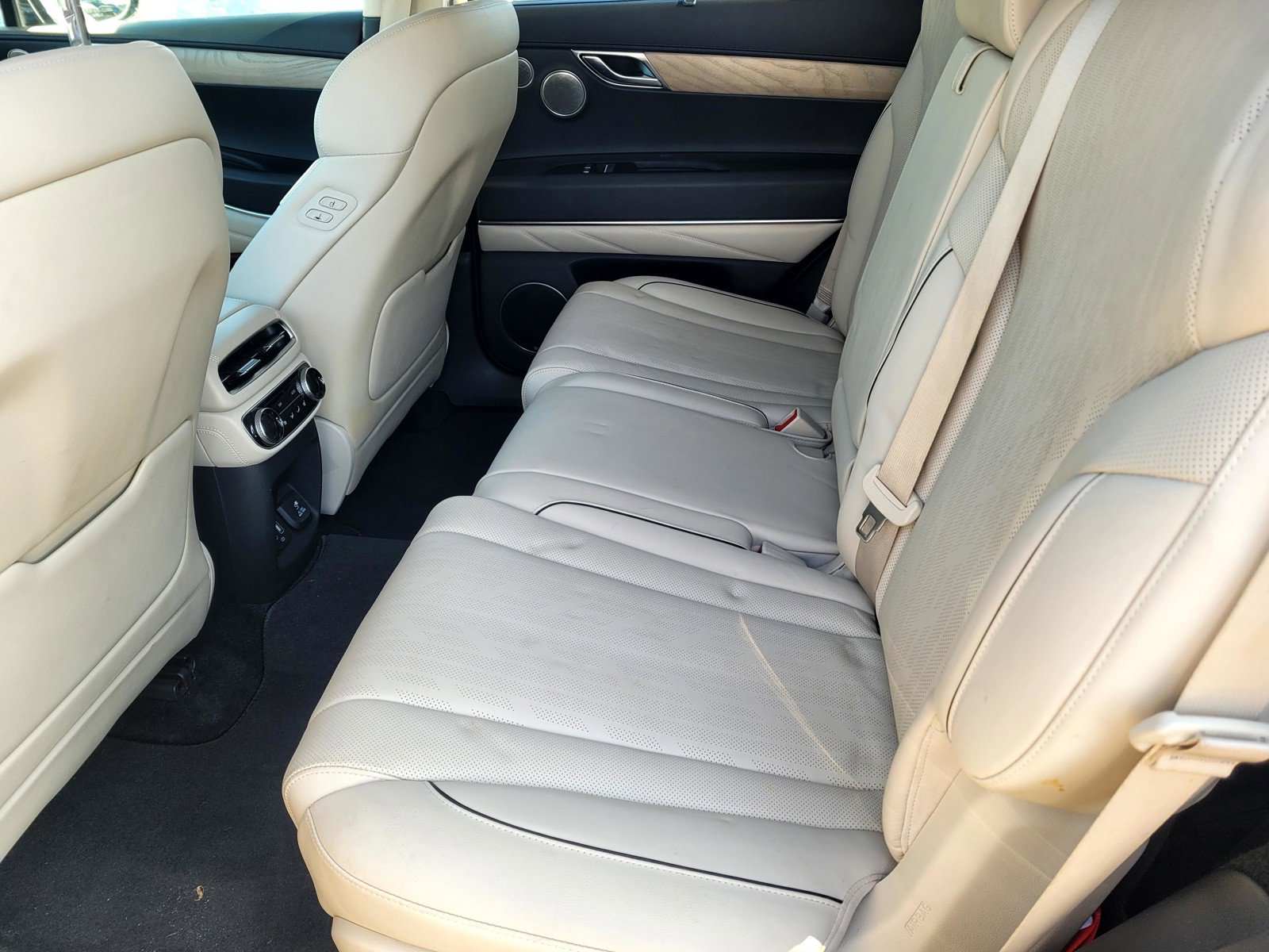 Used 2022 Genesis GV80 3.5T Advanced + image 15