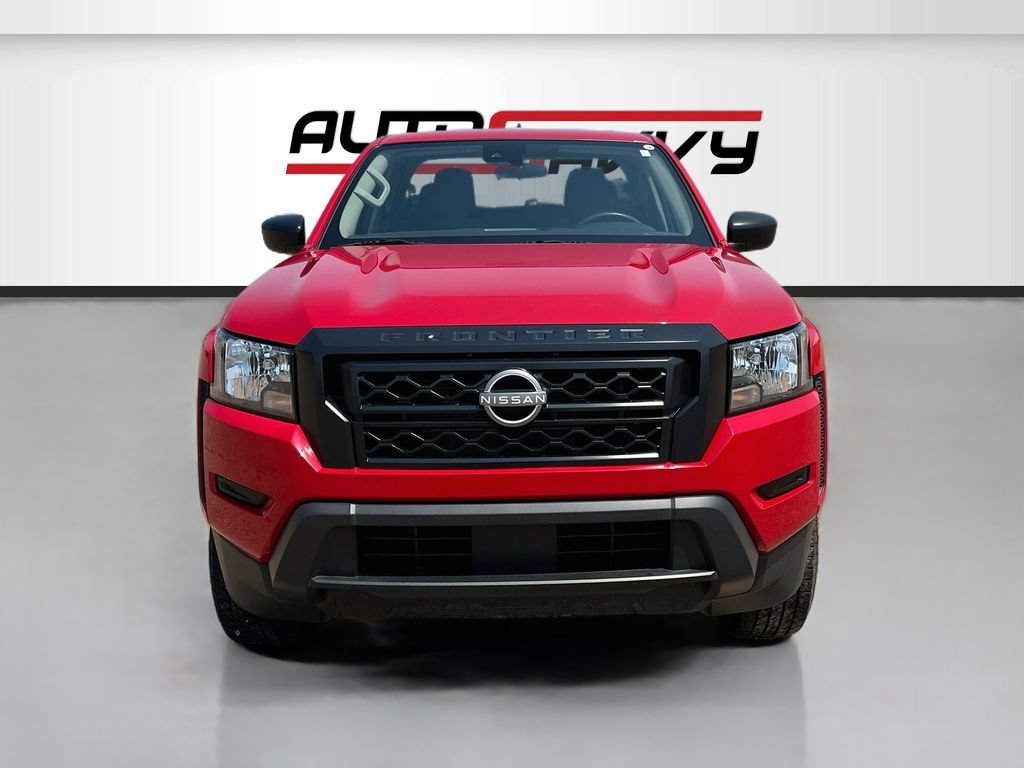 Used 2022 Nissan Frontier S w/ Technology Package RWD image 2