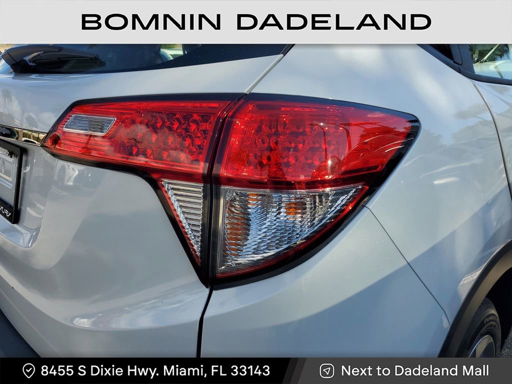 Used 2022 Honda HR-V LX image 7