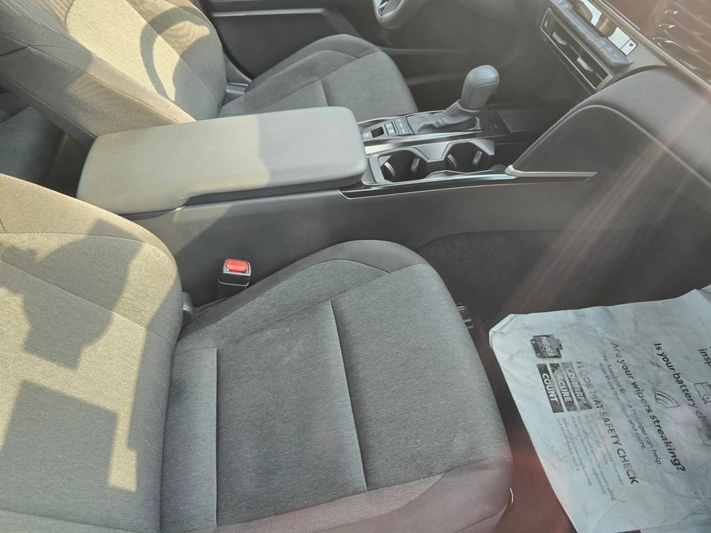 Used 2026 Toyota Camry LE FWD image 14