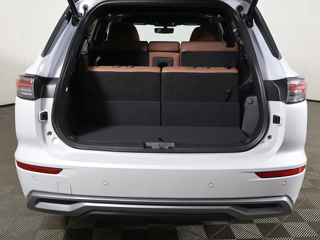 New 2025 Mitsubishi Outlander SEL image 21
