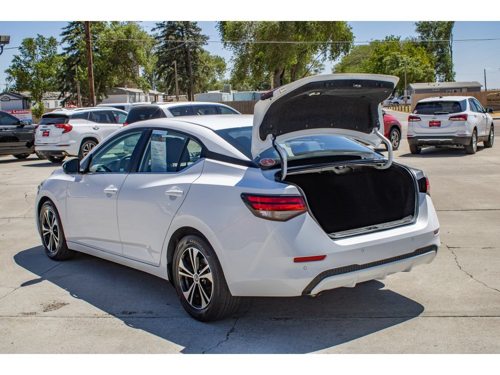 Used 2022 Nissan Sentra SV FWD image 9