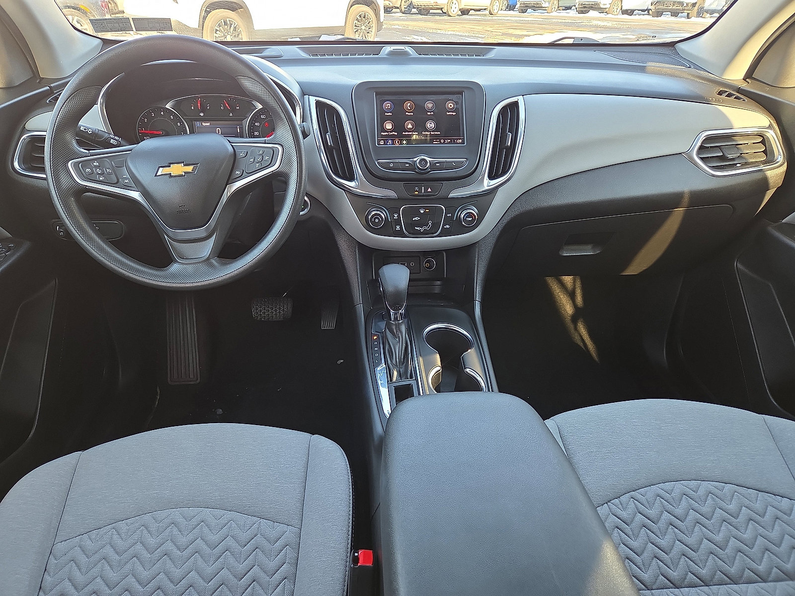 Used 2023 Chevrolet Equinox LS w/ LS Convenience Package image 23