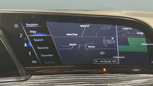 Used 2022 Cadillac Escalade Sport w/ LPO, ONYX Package AWD/4WD image 18