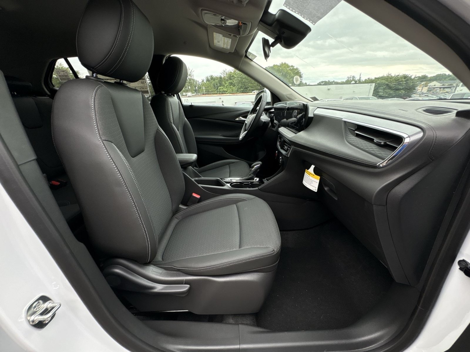 New 2026 Buick Encore GX Preferred FWD image 26