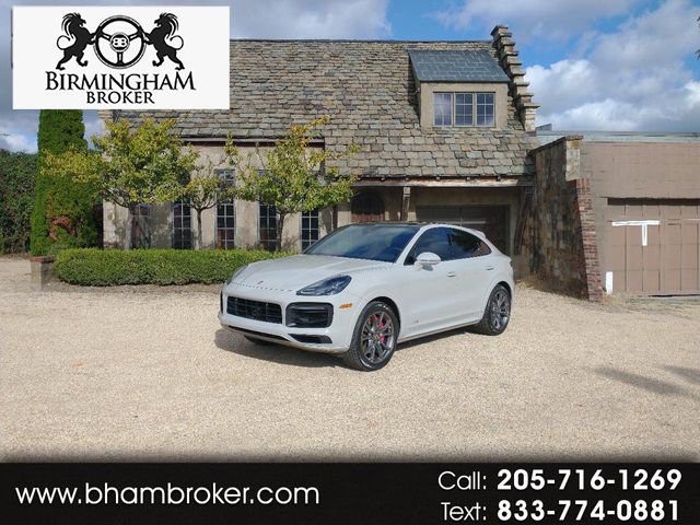 Used 2022 Porsche Cayenne GTS image 1