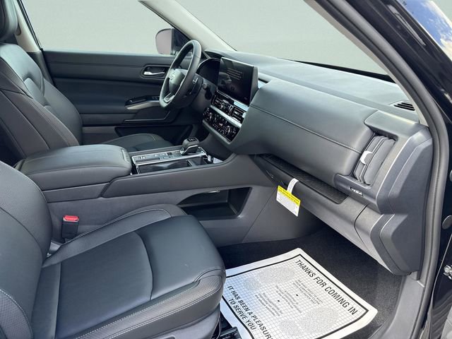 New 2026 Nissan Pathfinder SL FWD image 19