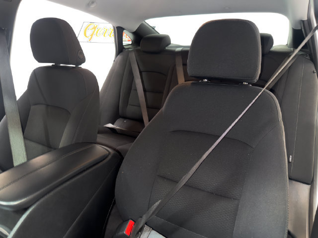 Used 2025 Chevrolet Malibu LT FWD image 11