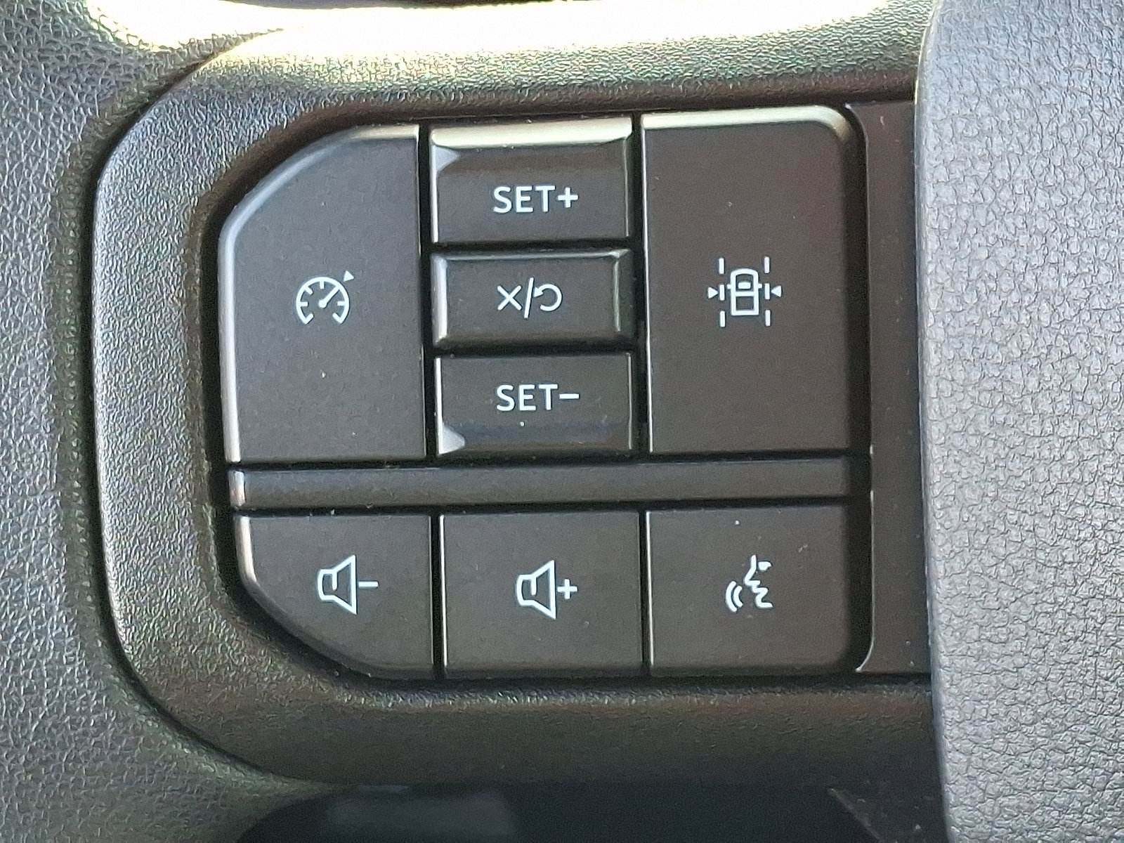 Used 2025 Ford F150 STX w/ Equipment Group 200A image 21