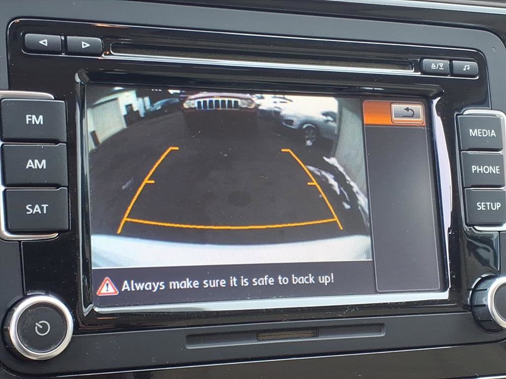 Used 2014 Volkswagen Passat TDI SE image 9