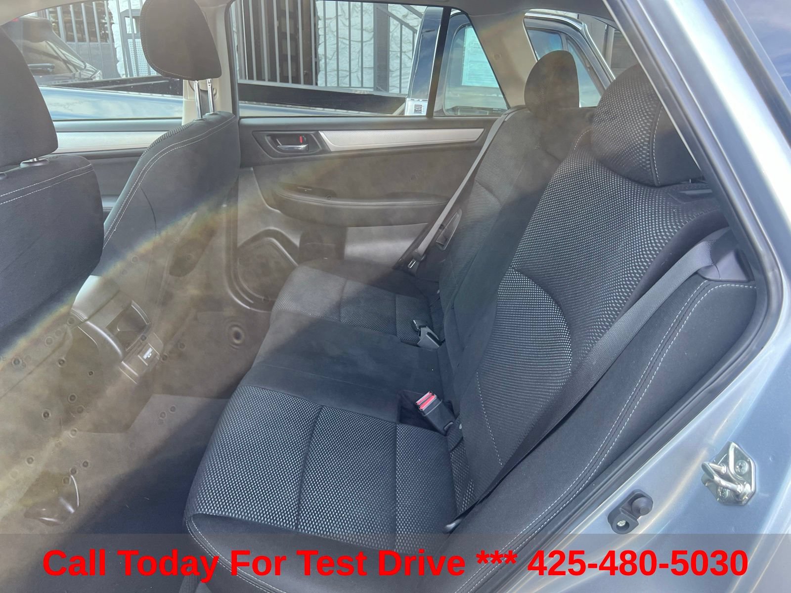 Used 2018 Subaru Outback 2.5i Premium AWD/4WD image 25