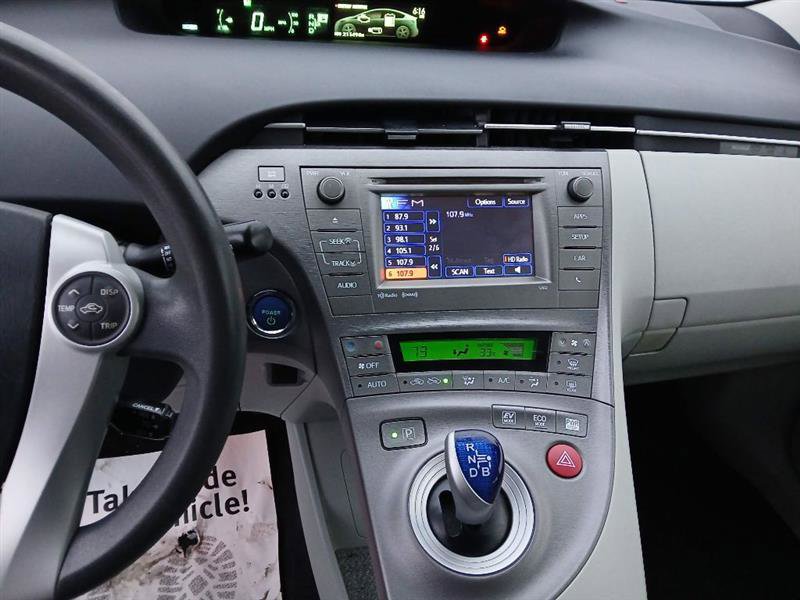 Used 2013 Toyota Prius Three image 10