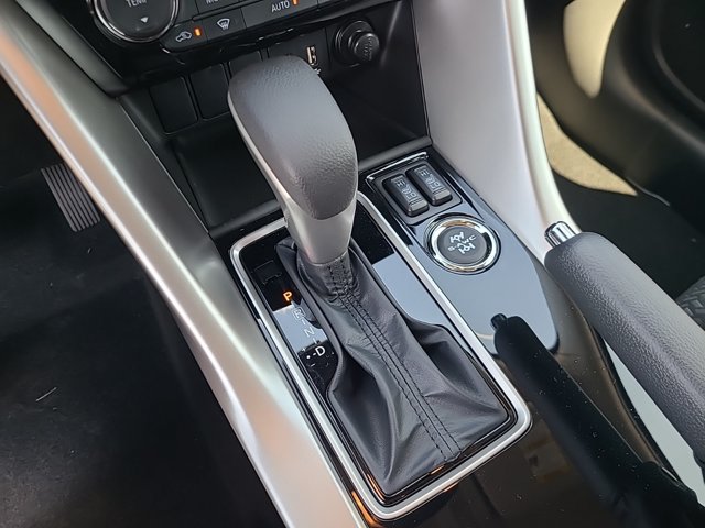 New 2024 Mitsubishi Eclipse Cross LE AWD/4WD image 14