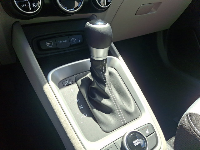 New 2026 Hyundai Venue SEL FWD image 16