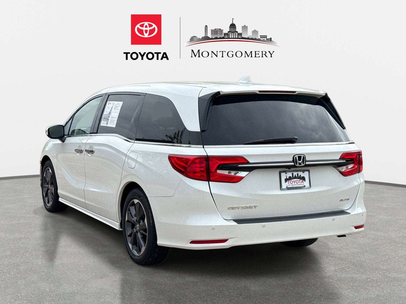 Used 2022 Honda Odyssey Elite image 5