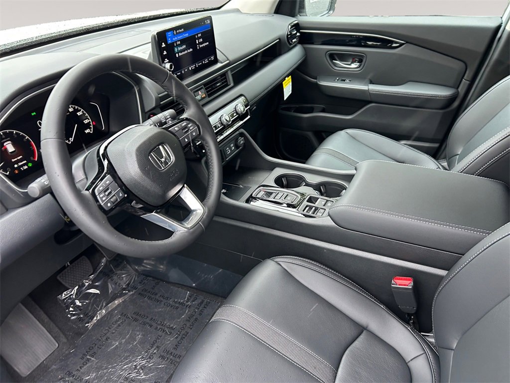 New 2025 Honda Pilot EX-L image 10