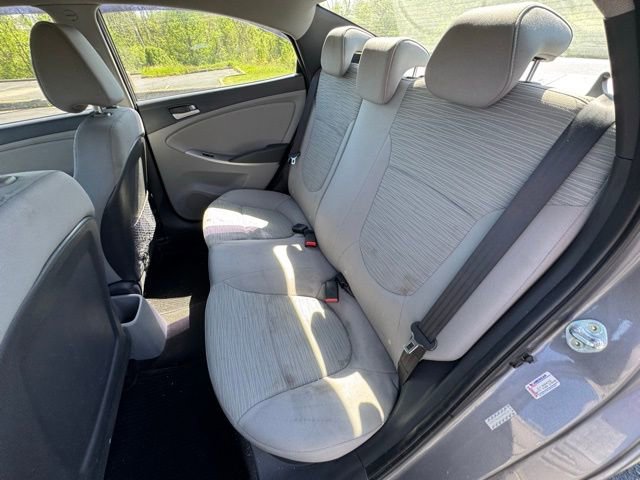 Used 2016 Hyundai Accent SE FWD image 11