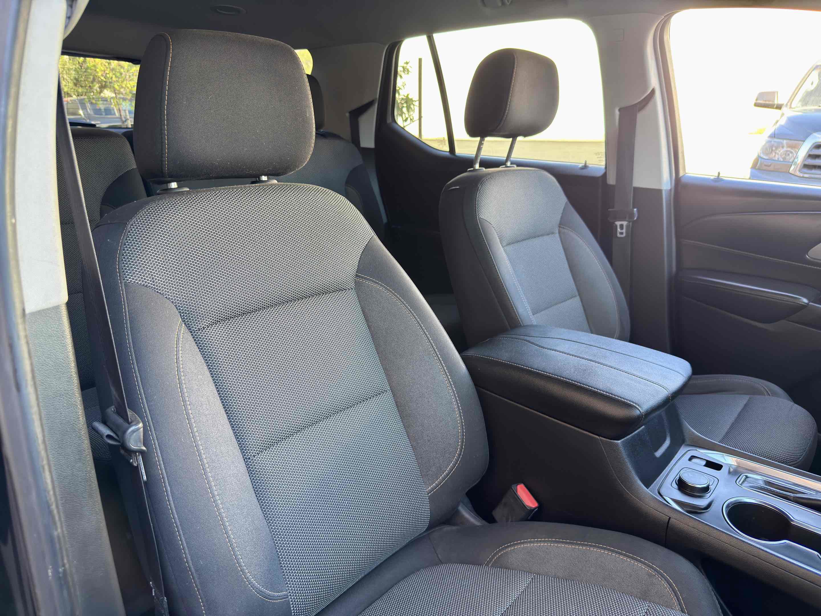 Used 2018 Chevrolet Traverse LS image 42