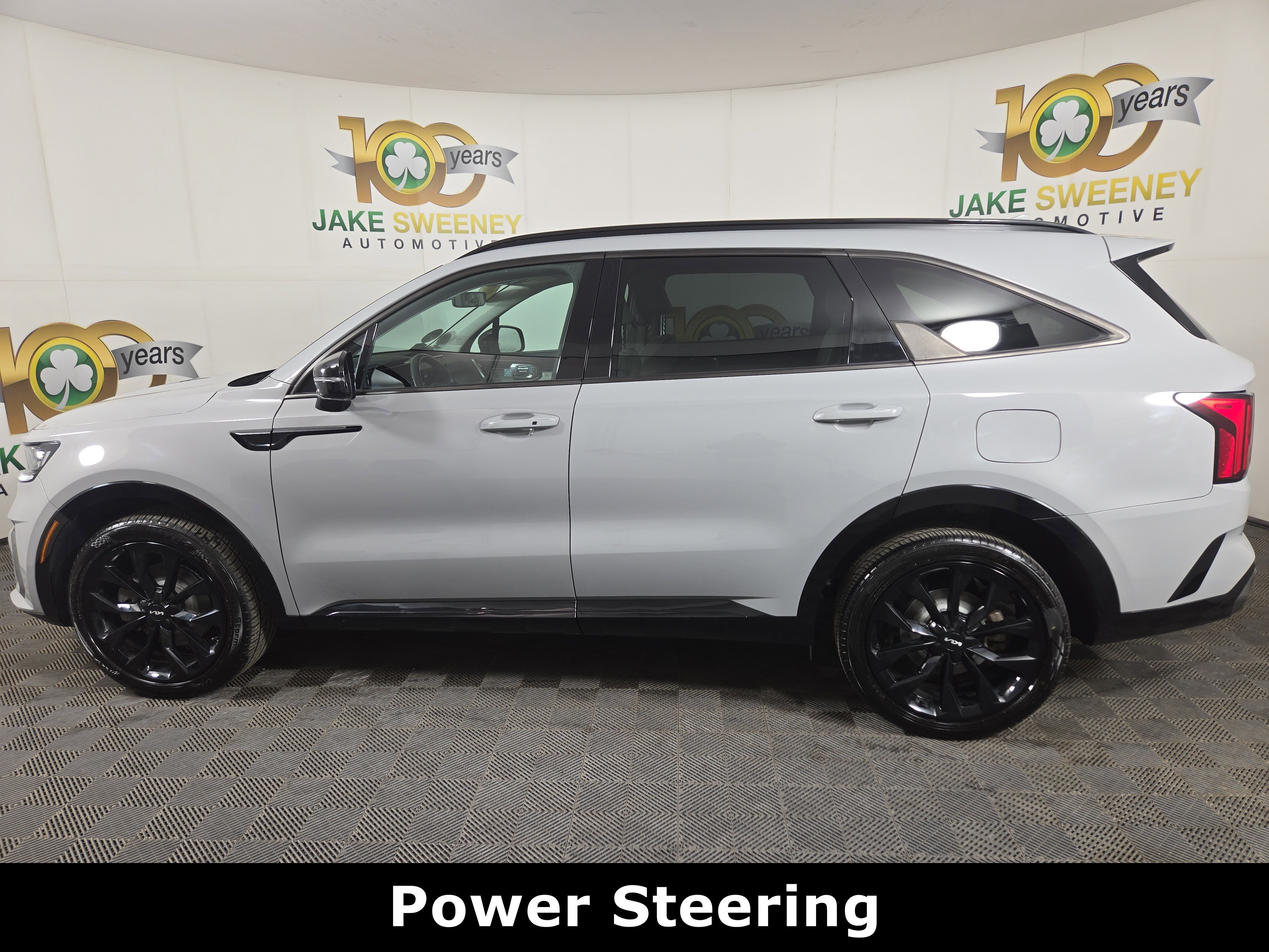 Used 2023 Kia Sorento SX image 4