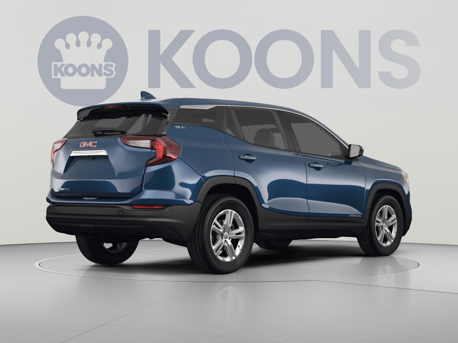 Used 2024 GMC Terrain SLE w/ Driver Convenience Package FWD image 4