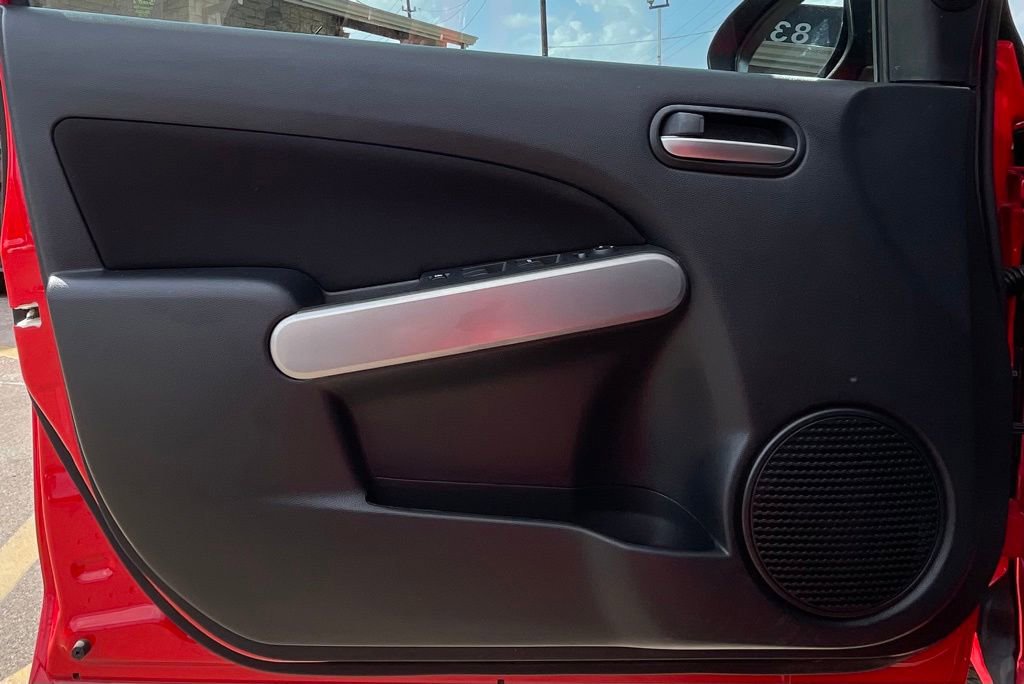 Used 2012 MAZDA MAZDA2 Touring FWD image 31