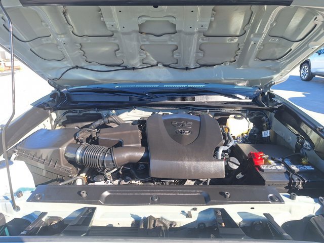 Used 2023 Toyota Tacoma TRD Off-Road image 21