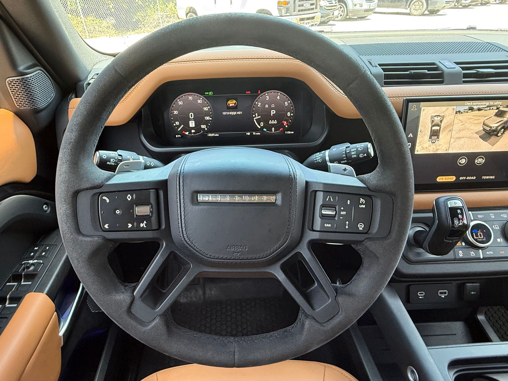 Used 2023 Land Rover Defender 110 V8 AWD/4WD image 11