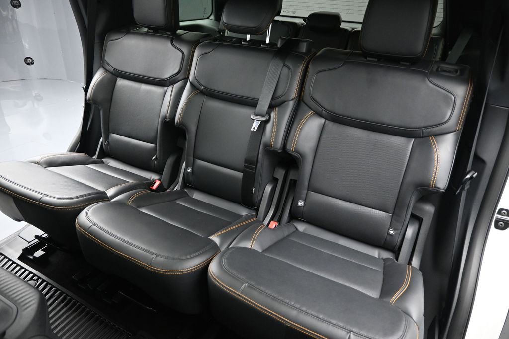 Used 2025 Ford Expedition Tremor AWD/4WD image 22