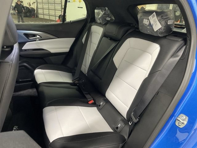 New 2026 Chevrolet Equinox EV LT AWD/4WD image 23